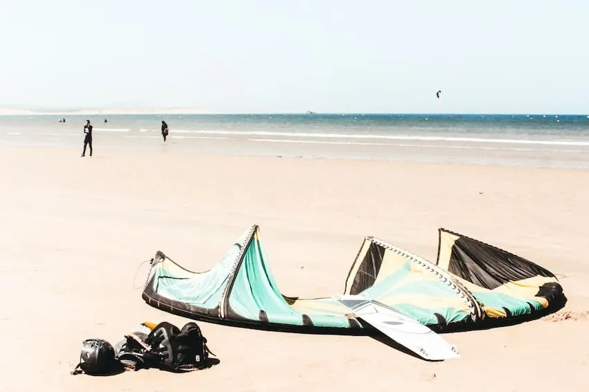 activité cerf-volant sur la plage d'Essaouira
